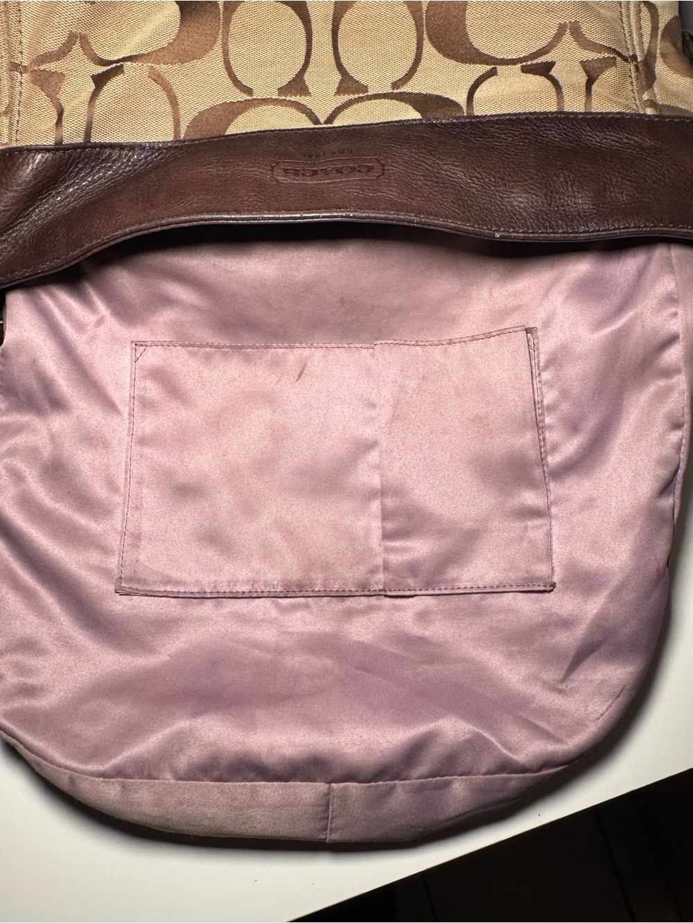 2010 Coach Signature Zoe Hobo Shoulder Bag - Picture 4 of 8